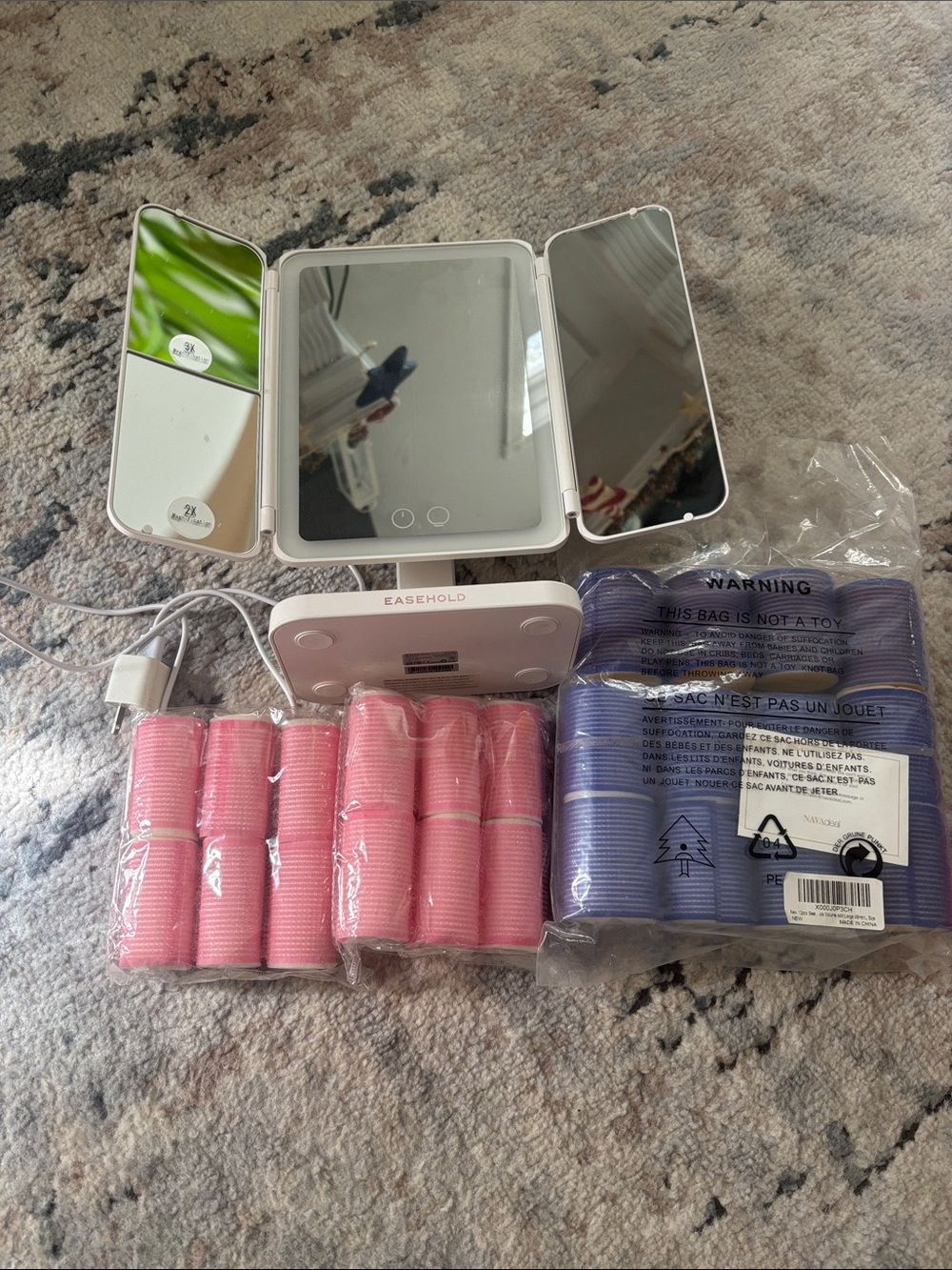Lot of hair curlers and EASEHOLD Mirror 2X 3X Magnification,Trifold